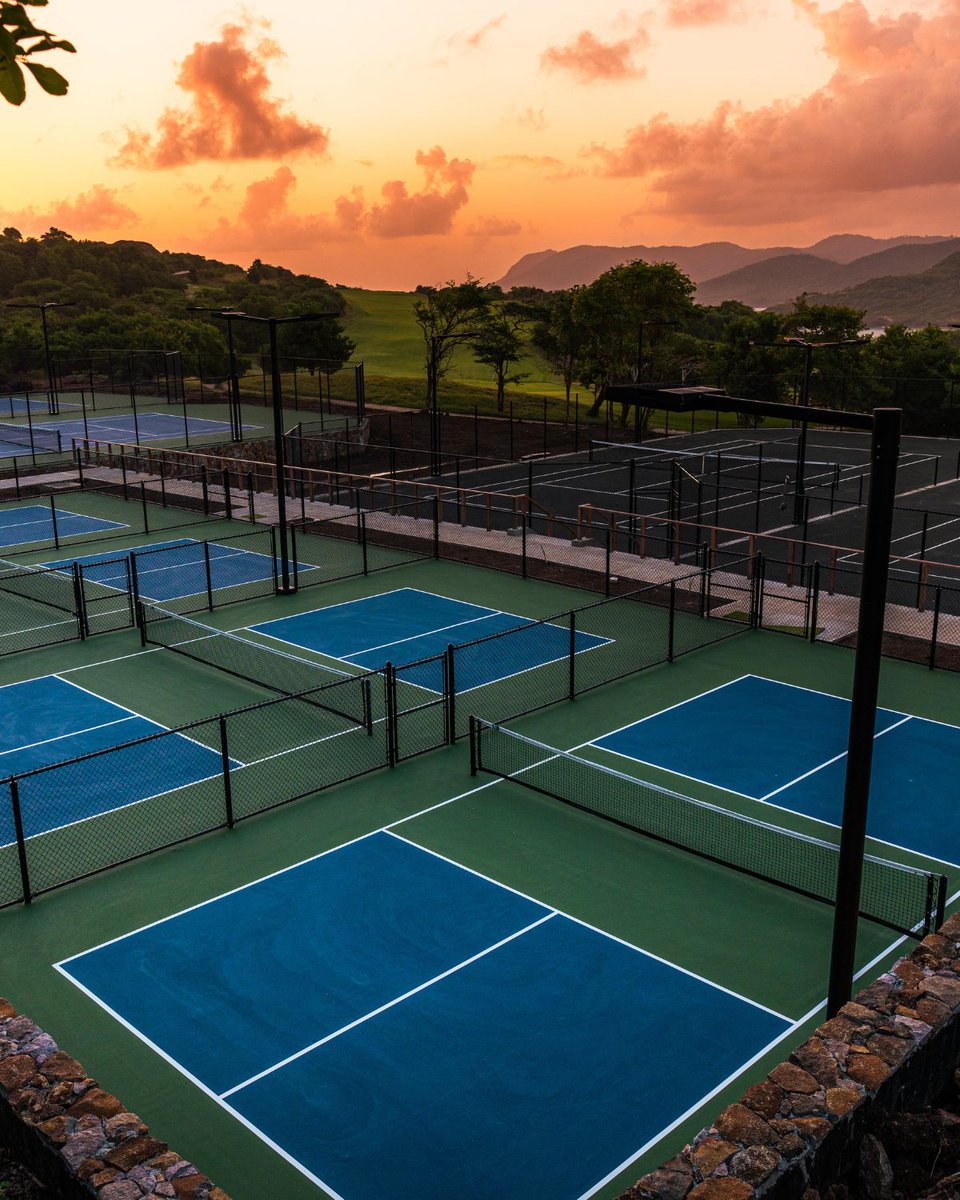 Step off the greens and onto the courts for a quick respite from your golf game and a lively change of pace. 

📷: Shawn Michael Marcellin