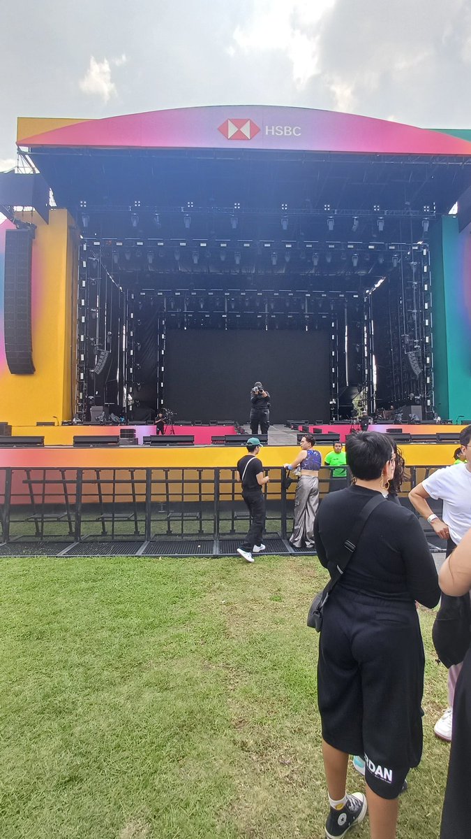 rockstarerick's tweet photo. @yoguini_urbana aquí en el festival Hera HSBC gracias por ser esto posible https://t.co/RHNMaEYIFM