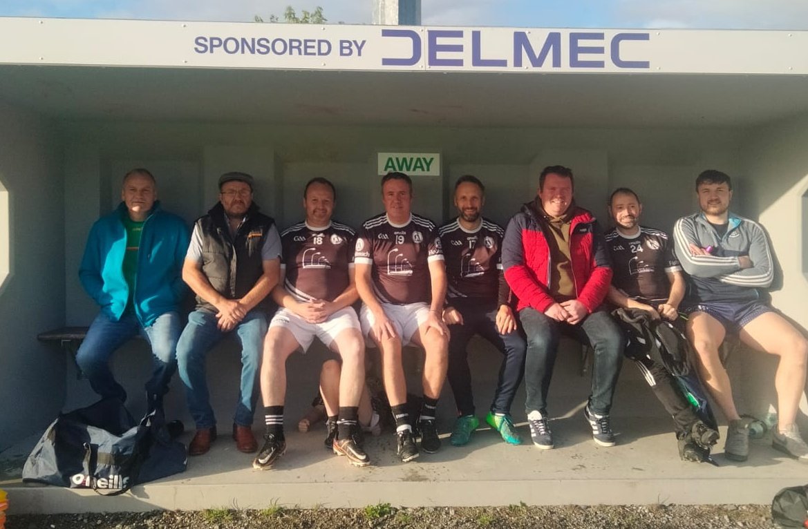 raighne2003's tweet image. There&apos;s not many benches in Carlow with that much talent sitting on it.. or age!! Junior b - it ain&apos;t slimming...