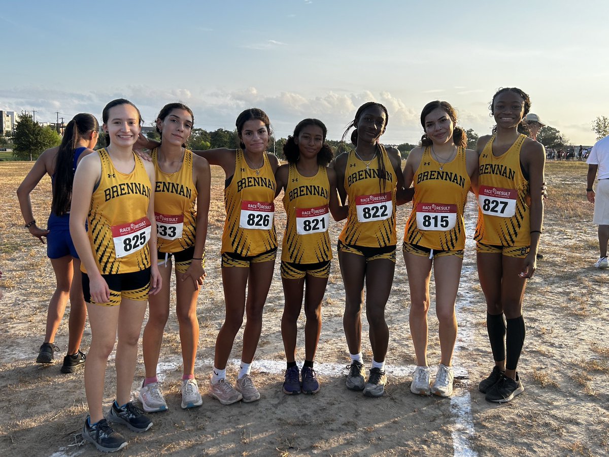 SAISD MEET (Week 2)

Girls results 
🏆Var Girls - Meet Champions! 
🥉JV Girls - 3rd place (almost 1st by 5 pts!)

Var Girls
1st - Kailyn Brunson
2nd - Caila Lyons
8th - Mikayla Irby

JV Girls
4th - Briella Barry 
13th - Annelise Martinez