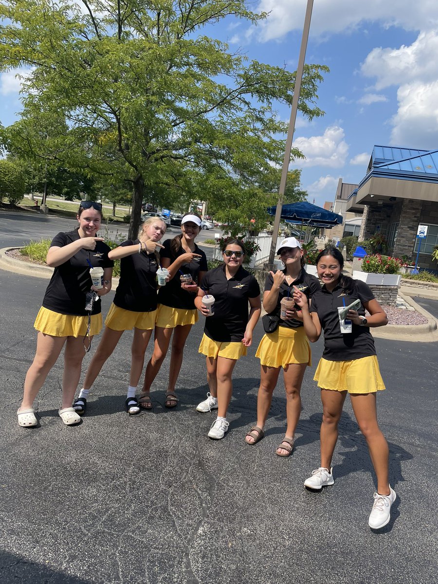 AndrewGirlsGolf's tweet photo. Bolts finish 11th out of 22 at the @JT_GirlsGolf Invitational today. Scoring for the bolts was Lily Konczyk, Gaby Lapera, Katie Cernak and Annabel Walsh. Shoutout to Sophomore Lily Konczyk on beating her PR by over 15 strokes! 🤯 

Had to celebrate the PR with some @culvers 🍦 https://t.co/2sghIfQbgq