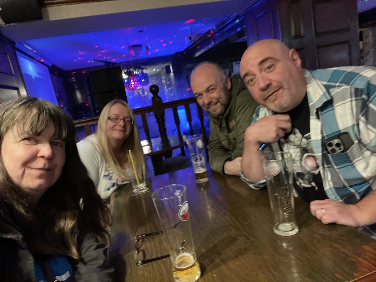 CazSCFC's tweet image. Still in the pub, top of the league selfie! I don’t make the rules 🤷‍♀️