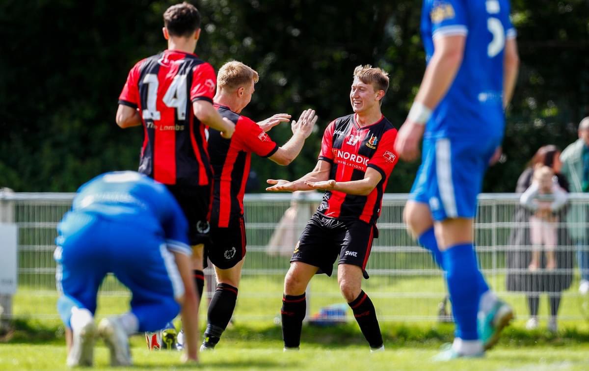 Goal celebrations for Jack Matthews, <a href="/charlieelk23/">Charlie Elkington</a> and Luke Steer. Congratulations to each player for scoring their first goal for the club. Three huge points from a great team performance.❤️🖤
📸DC
<a href="/swsportsnews/">South West Sports News</a> <a href="/PLsportsnews/">PlymouthSportsNews</a>