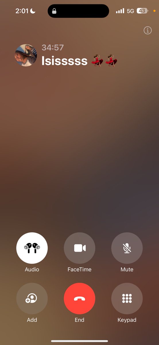 OPQRajanay's tweet photo. The bestfriend calls are always needed and hilarious 👯‍♀️ https://t.co/o7YzQ5och7