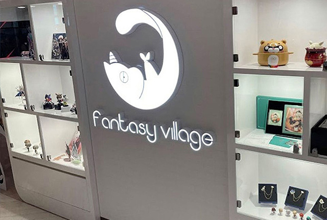 TwitFukuoka's tweet photo. 大人気ゲーム「原神」グッズ取り扱いの『fantasy villagePOP UPショップ』が博多に登場！詳細こちら→ https://t.co/bI84JbnJVs https://t.co/HNw5o1YZy4