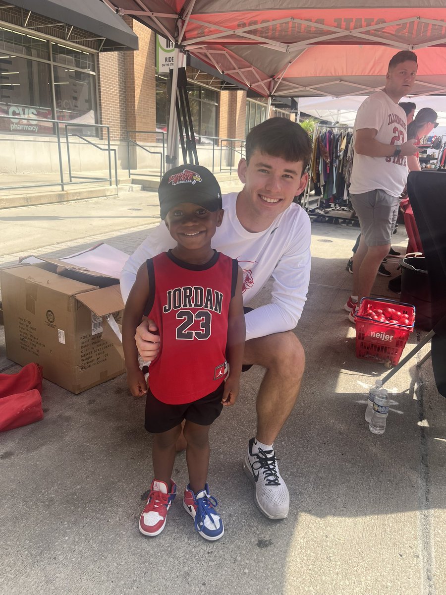 Sam Meteer tweet media