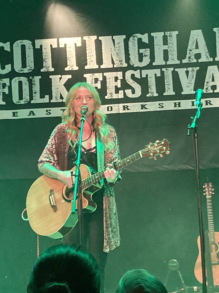 Kezia Gill at <a href="/CottFolkFest/">Cottingham Folk Festival</a>  WHAT A VOICE !!!