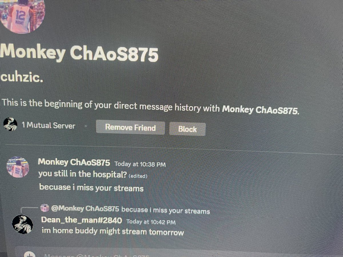 Dean_the_man83's tweet photo. It’s little things like just that mean the most . Life’s had me down but this makes me wanna keep going we will be back live tomorrow with a morning stream 💪🏻❤️💪🏻 https://t.co/TqY7rlDoEp