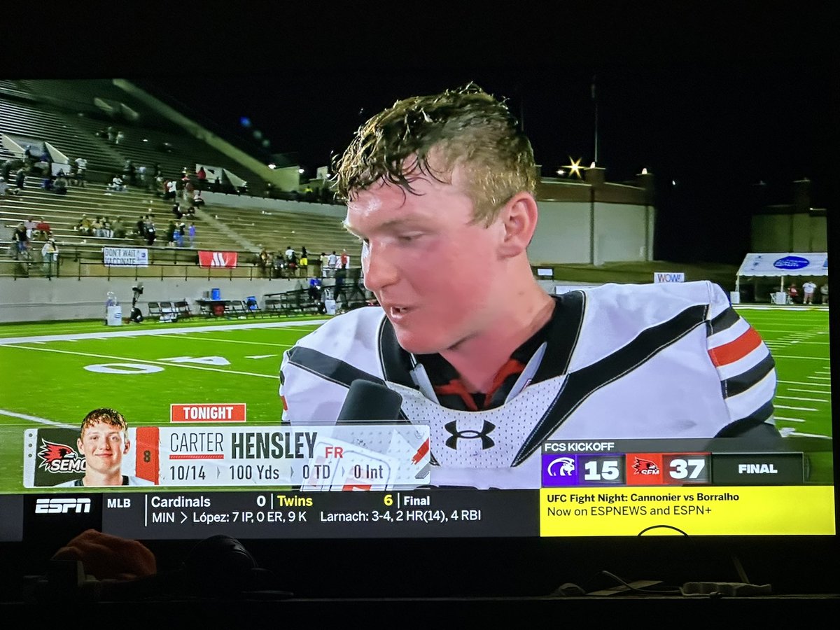 Extremely proud of you, 
    @12CarterHensley!  🦅🏈