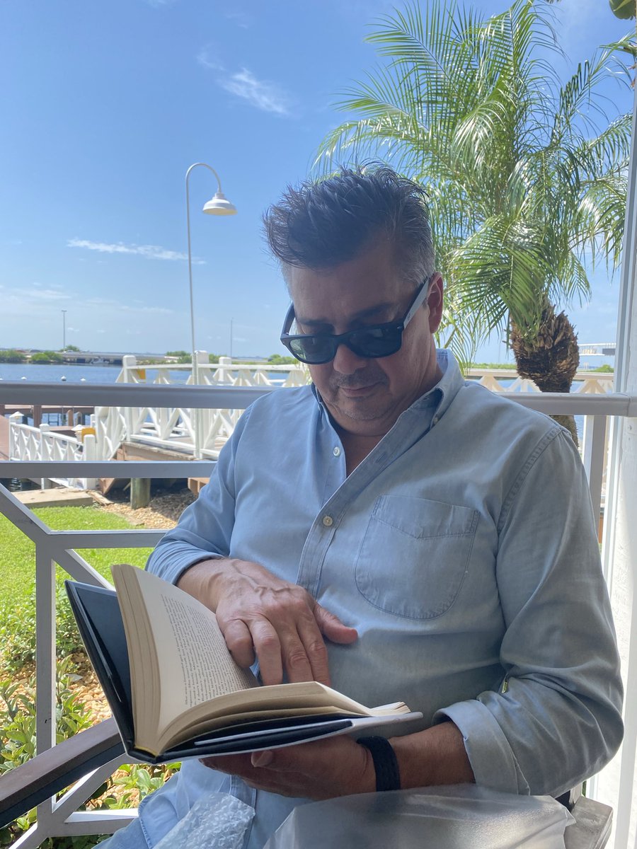 ricartperez's tweet photo. Life is just a collection of happy moments weaved within a timeline. This is definitely one of them…

#CarpeDiem https://t.co/4WyhVD2FhT