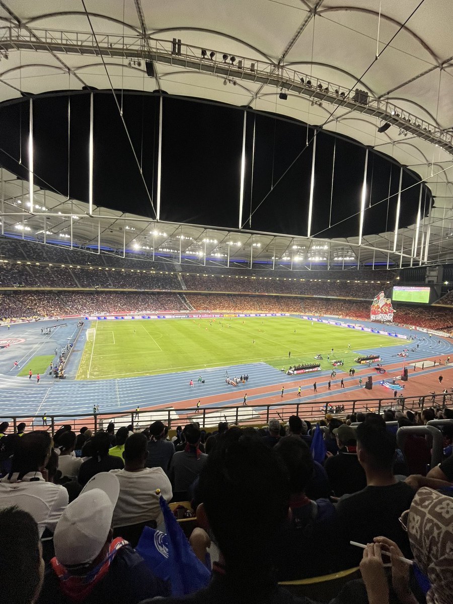 ⚽️ Johor Dahrul Ta’zim 6 v 1 Selangor
🏆 FA Cup Final 🇲🇾
📍Bukit Jalil

With friends on both sides of the fence it made a nice change to enjoy such an occasion as a neutral. Two clubs incredible in their stature, a clear and resounding winner in JDT on the night though ⚽️🇲🇾