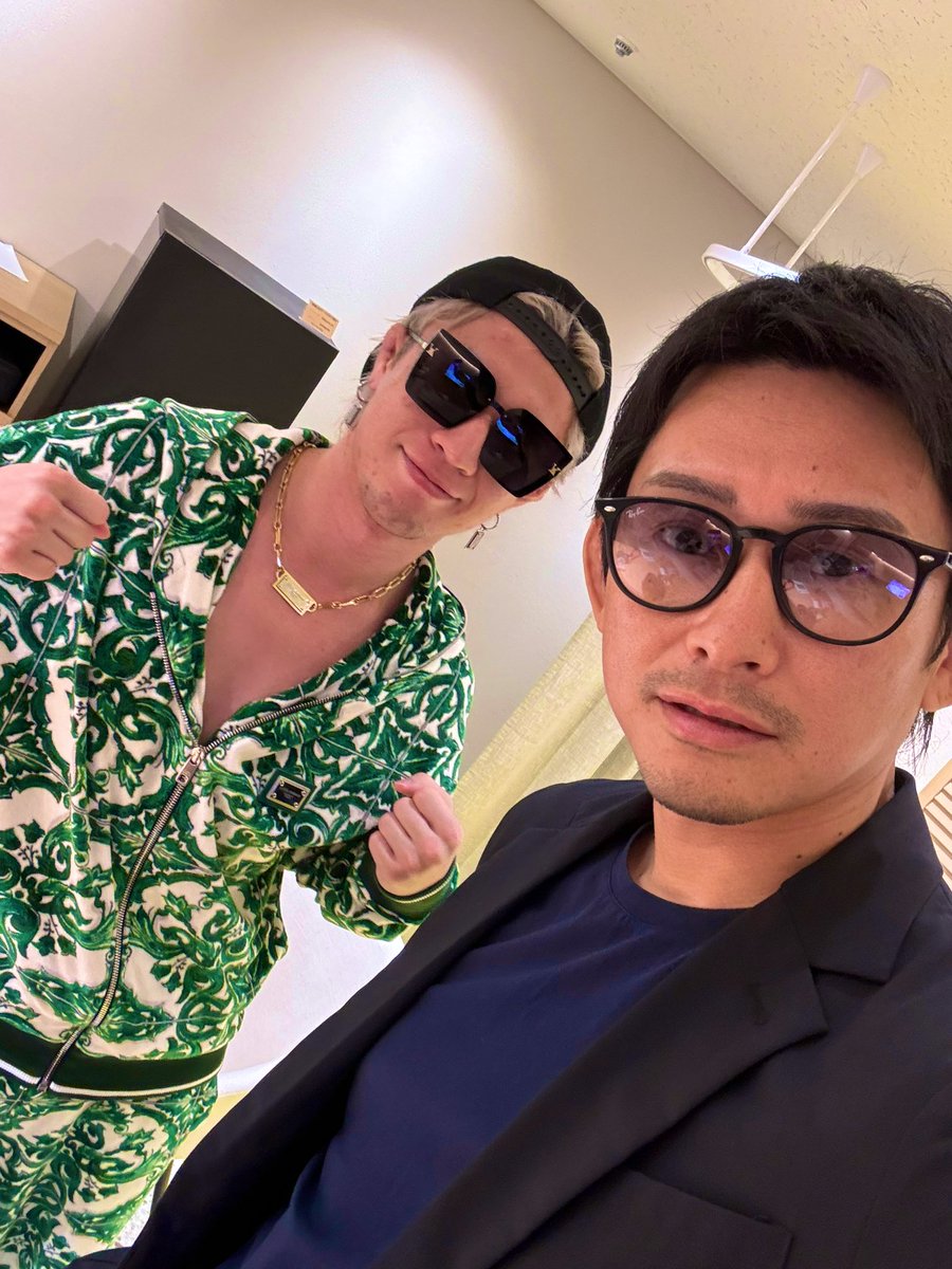 大嫌いな奴と撮影一緒だった 早く膝治してMMAやろうぜ @sj1119sogo