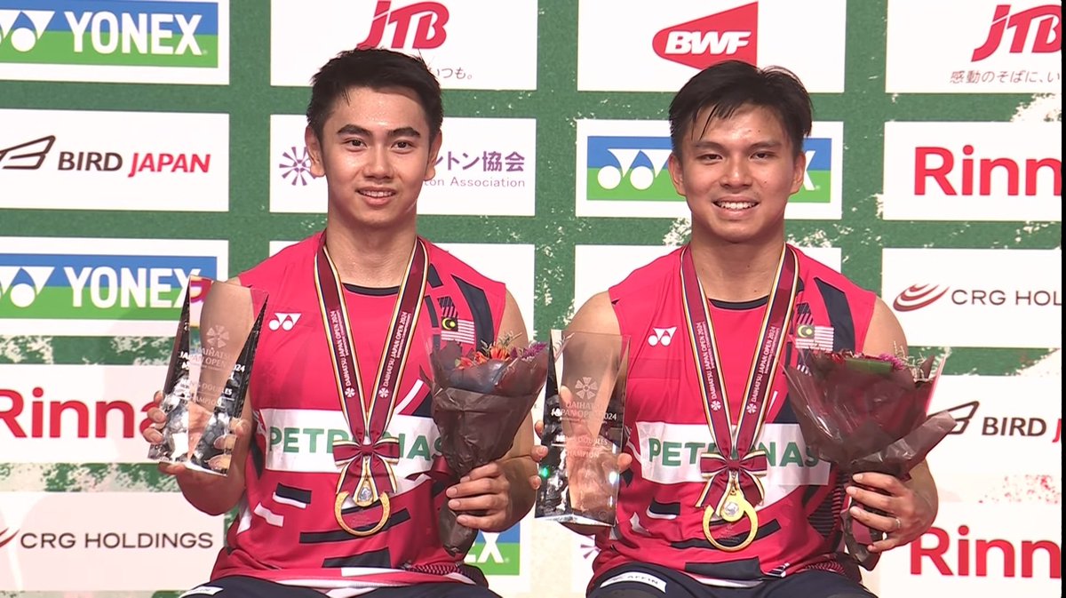 theone_xyz's tweet photo. • Men's Doubles 🏸 •

🥇🇲🇾
Goh Sze Fei/Nur Izzuddin

🥈🇰🇷
Kang Min Hyuk/Seo Seung Jae

Early Independence Day gift for Malaysia by Feidin 🫶🏻 They played with a calm composure today. Congrats!! 👏🏻

#JapanOpen2024 https://t.co/M6AIaU3gzK
