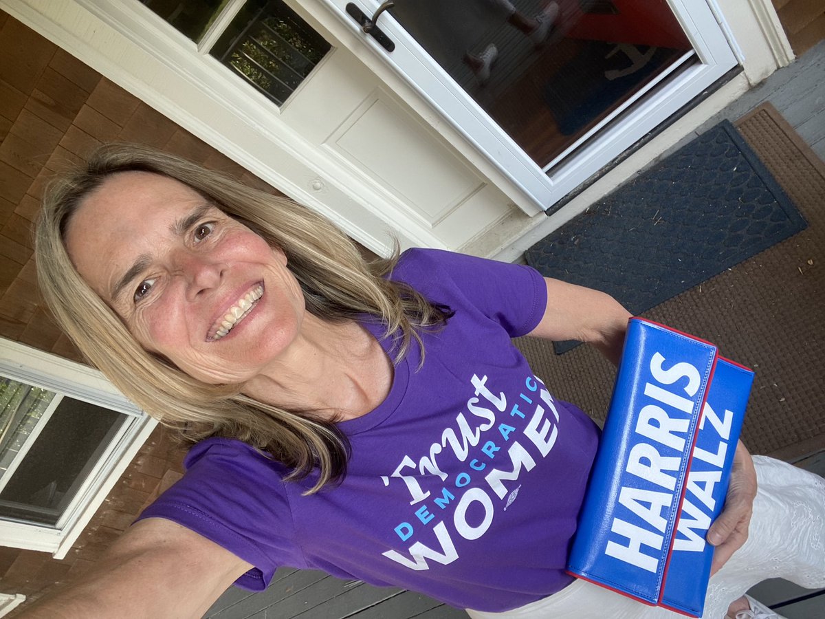 Melissa Carden (@melissa4ri) on Twitter photo I know I have lots of friends who want this purse. <a href="/KNTSTTSNHNDBGS/">Kent Stetson HNDBGS</a> in my hometown of Pawtucket! #HarrisWalz2024 <a href="/MomsDemand/">Moms Demand Action</a> #EndGunViolence <a href="/RIDemParty/">Rhode Island Democratic Party</a> I know I have lots of friends who want this purse. <a href="/KNTSTTSNHNDBGS/">Kent Stetson HNDBGS</a> in my hometown of Pawtucket! #HarrisWalz2024 <a href="/MomsDemand/">Moms Demand Action</a> #EndGunViolence <a href="/RIDemParty/">Rhode Island Democratic Party</a>