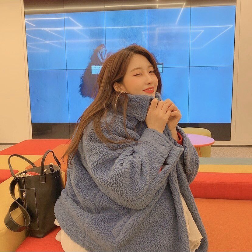 evxrmoon's tweet photo. Ni siquiera el frío me impedirá asistir al #𝙷ē𝐥𝐥o𓊈吨𓊉𝙱ī𝐭c𝚑es especialmente porque hoy pienso pasar una #𝔈ℨ𝔅ʼ𝑧𖤍𝐍ig𝚑𝖙 y disfrutar de #𝐒cār在·𝐂𝚑īc𝕒𝐠o

𝗦𝗵𝗶𝗼𝗿𝗶,⠀𝗄𝗂𝗇𝗀𝖽𝗈𝗆⠀𝗐𝗂𝗍𝖼𝗁. https://t.co/kqM6A24Suz