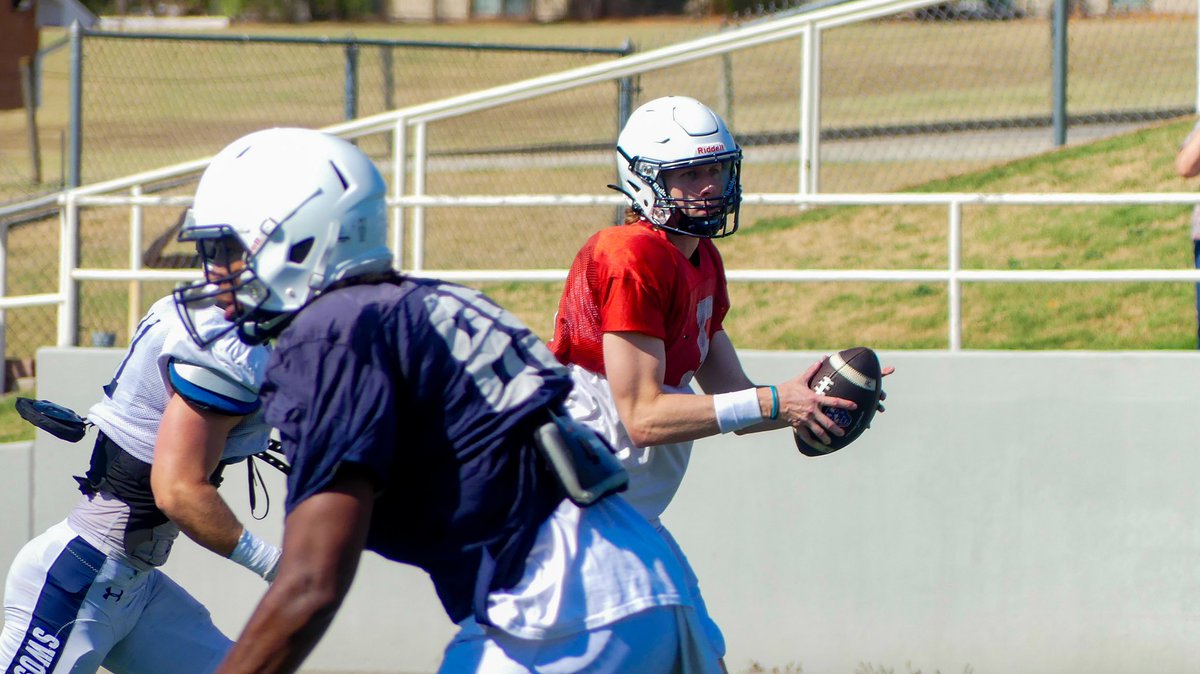 SWOSUFootball's tweet photo. Great day for football on the Hilltop! 

#EAT https://t.co/DfLNOAeD6b