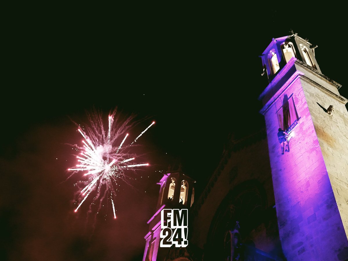 Amb la 29a Penjada d'Estelades arrenquen els actes de <a href="/FMPopularVila/">La Barraca</a>. Tota la programació està disponible a les seves xarxes socials. 

#fmvila #explosiva