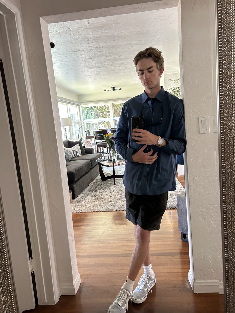 Ditcher718's tweet image. Party fit