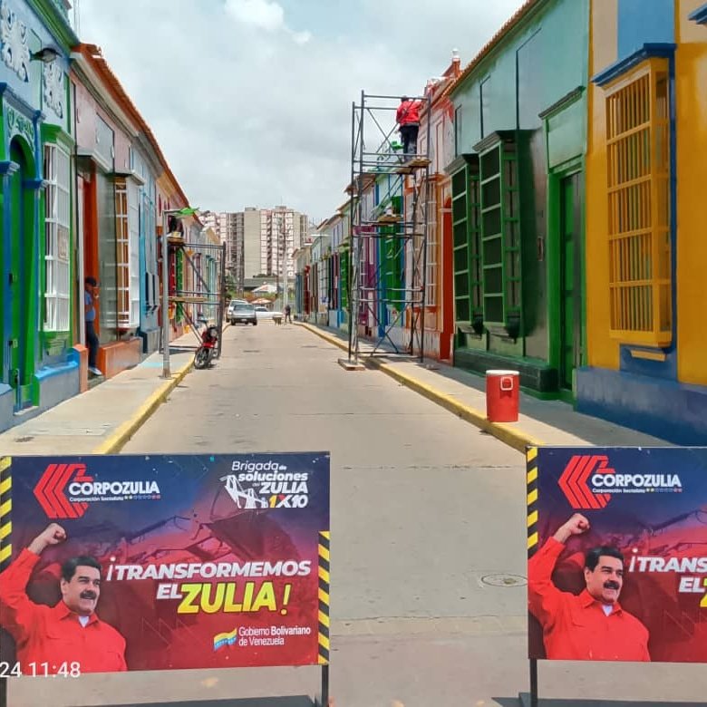 ZuliaTricolor's tweet photo. En Zulia Seguimos Avanzando en la Rehabilitación de la Calle Carabobo Casco Histórico Central de Maracaibo Estado Zulia @Barrio_Tricolor @MPPOP_OFICIAL @corpozuliaofi @zuliatequeremos @NicolasMaduro #ConsultaPopular2024 #Sayo https://t.co/tuyJ6jfNae