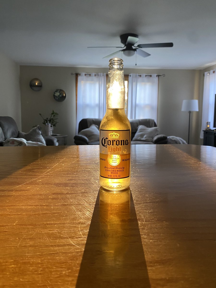 Golden hour <a href="/CoronaUSA/">Corona USA</a>