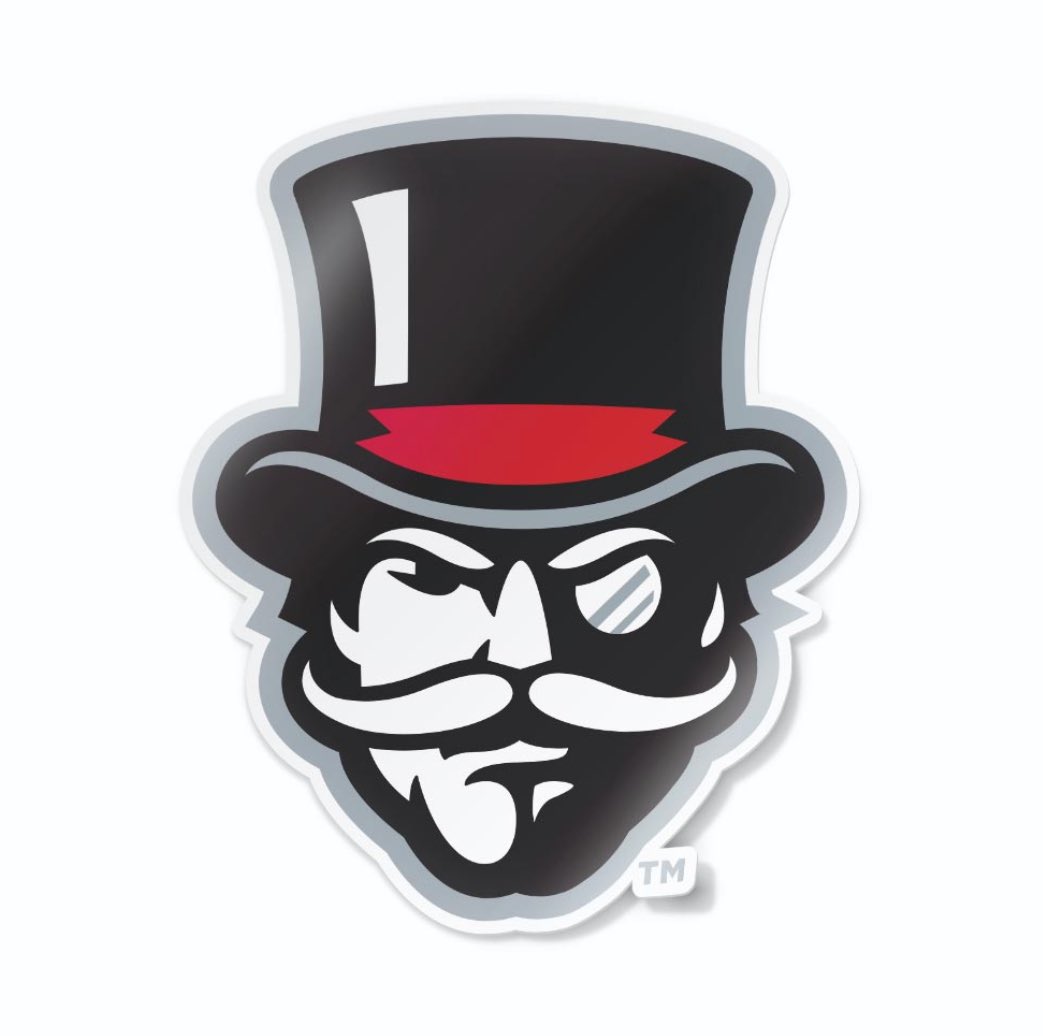 _IanThomas3's tweet image. After a great elite camp and conversation with coach Gipson and coach Ward , I am beyond blessed to receive an offer from Austin Peay State University. #gogovs🎩 🔴⚪️ 
#GodsTiming @DeSmetBBall @midprosouth @KentWilliams33 @Coachbhogg @G_SullivanMPA @MidProAcademy