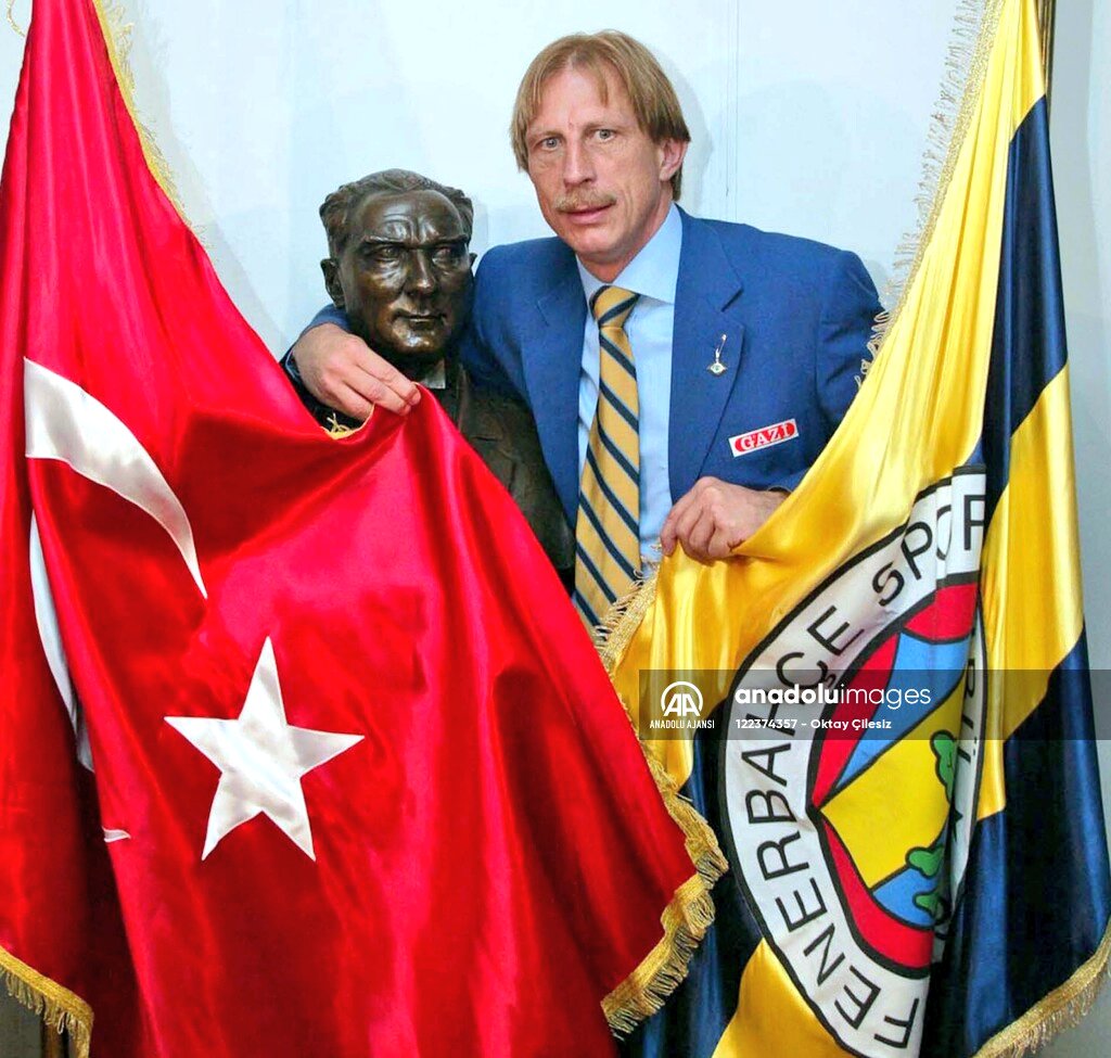 FBTarihiOrg's tweet photo. Çok sevdik çok... #ChristophDaum https://t.co/VVEpyo2Ajm