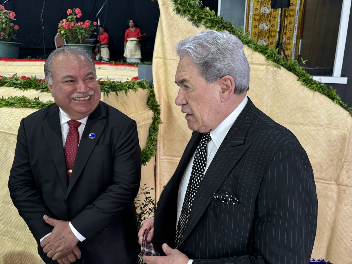 NewZealandMFA's tweet photo. The Deputy Prime Minister with the Secretaries-General of the Pacific Islands Forum and the United Nations, Baron Waqa &amp; @antonioguterres. https://t.co/gvpv1EZyrs