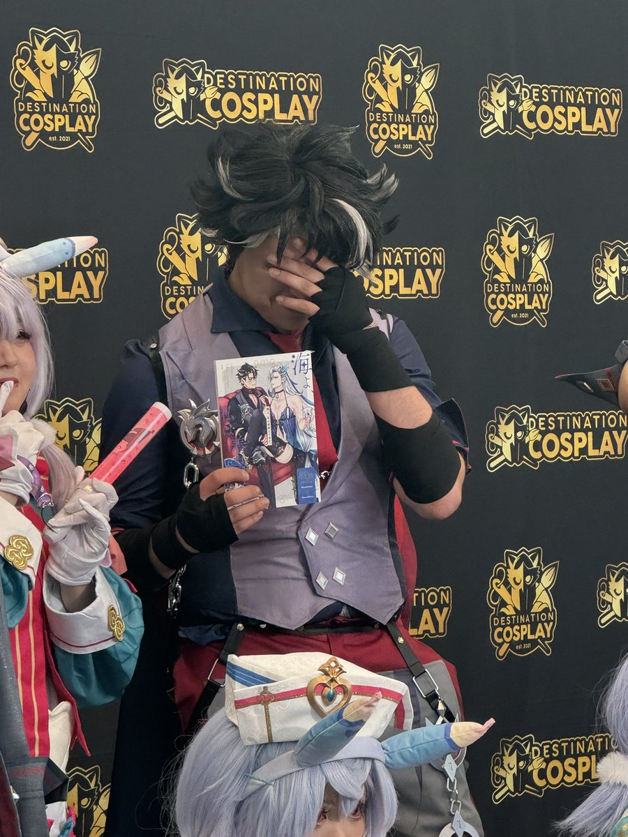 _mika60_'s tweet photo. Thread of highlights from the Genshin Impact Cosplay Meetup @animenyc!

(This Wrio moment >>>>>) https://t.co/SaHb2L1g8N