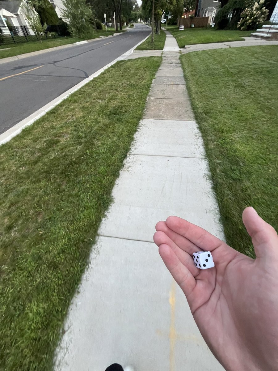 CBSBrenton's tweet image. Always walking with a dye in my hand. Never know when you can get a rep in.