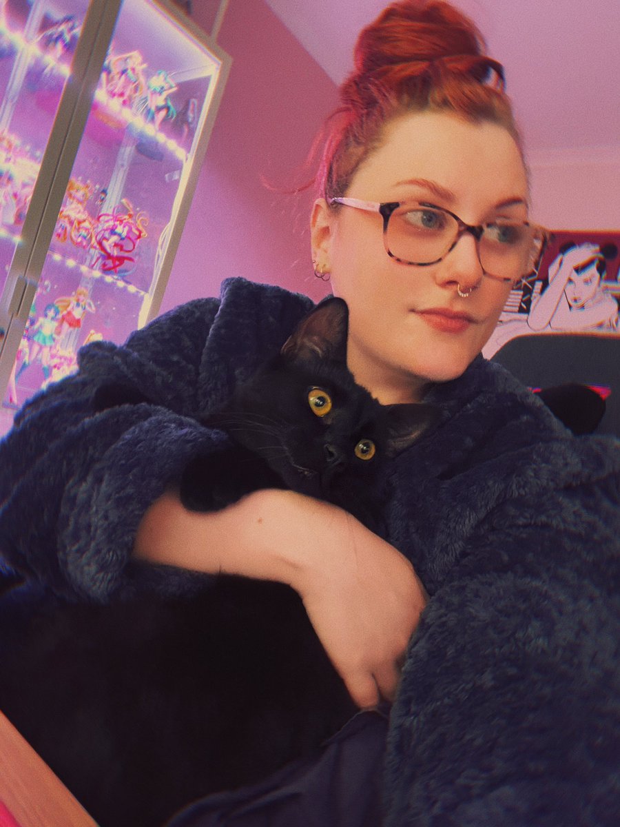 where is Roachzila? tweet media