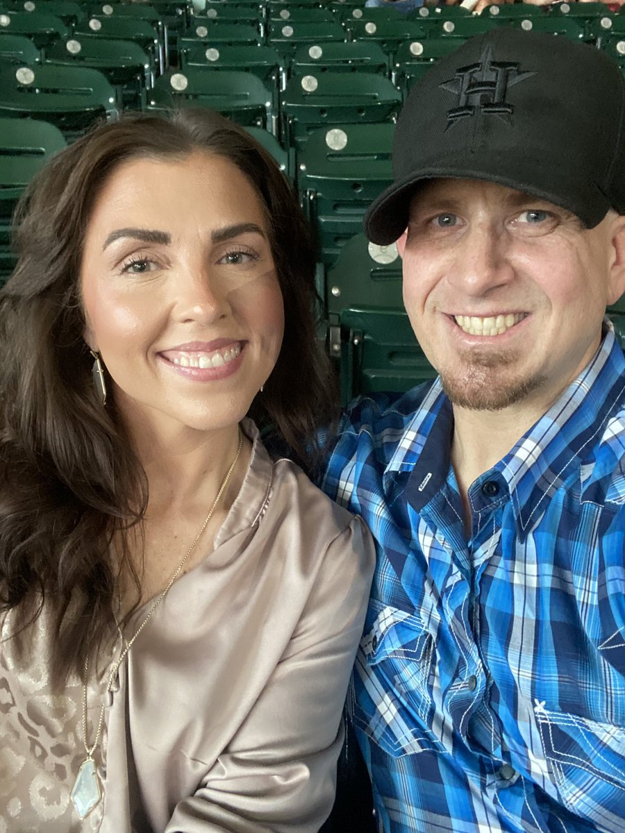 CrushCityFlex's tweet image. Ready for @ChrisStapleton to take the stage @MinuteMaidPark #AllAmericanRoadShow #ChrisStapleton