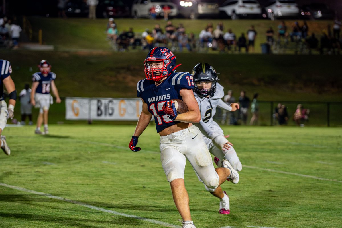 135 all-purpose yards and 2 TDs. Make Brady Cegielski this year's first Warrior to be The Opelika-Auburn News' Player of the Week!!

Vote once a day at the link below.

oanow.com/sports/high-sc…

#HailAcademy🍢