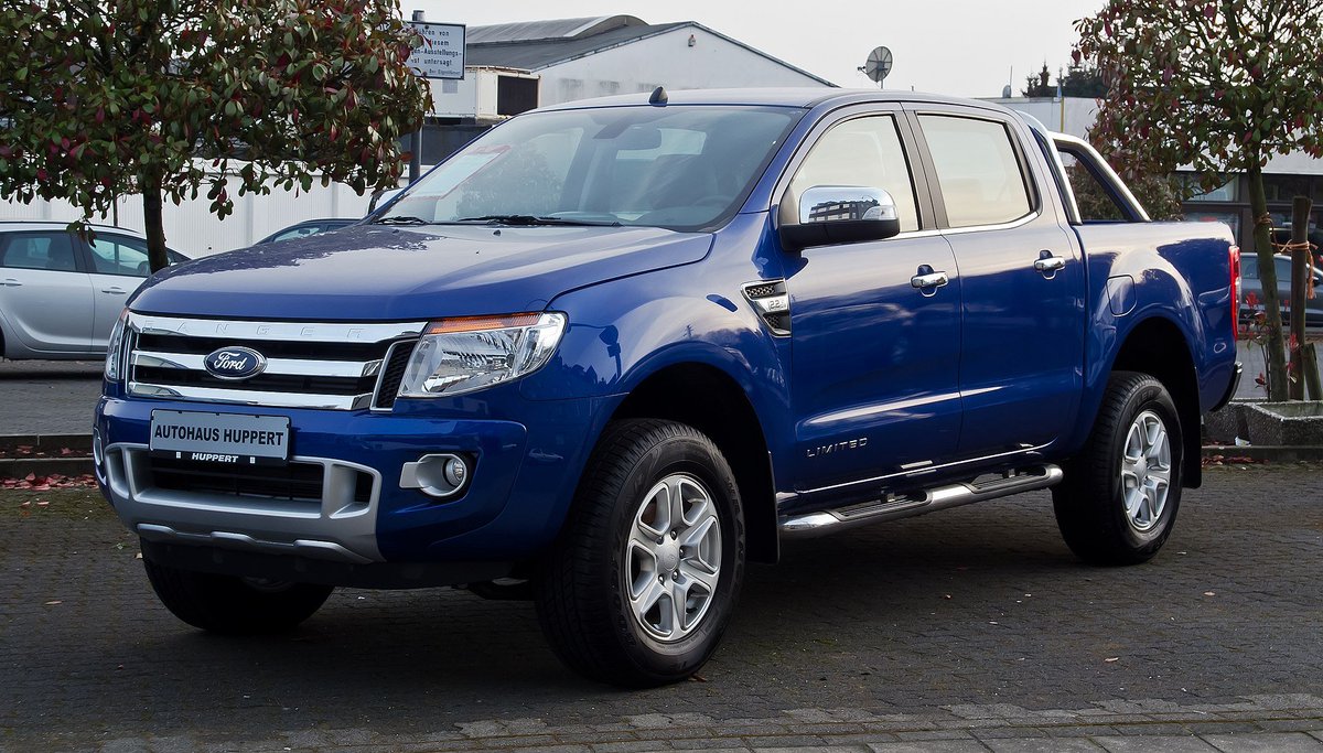 🛻Ford Ranger Moja ya Pick Up zinazofanya Vizuri Tanzania.
.
Machine imeingia duniani toka 1983 ndo uzao wa kwanza umetoka.
.
This is to say ina miaka 41 kwenye game sasa leo mambo sio mengi nyama ziko juu mtori chini.
.
Gonga like na RT tuanze safari tukiondoka ni moja kwa moja