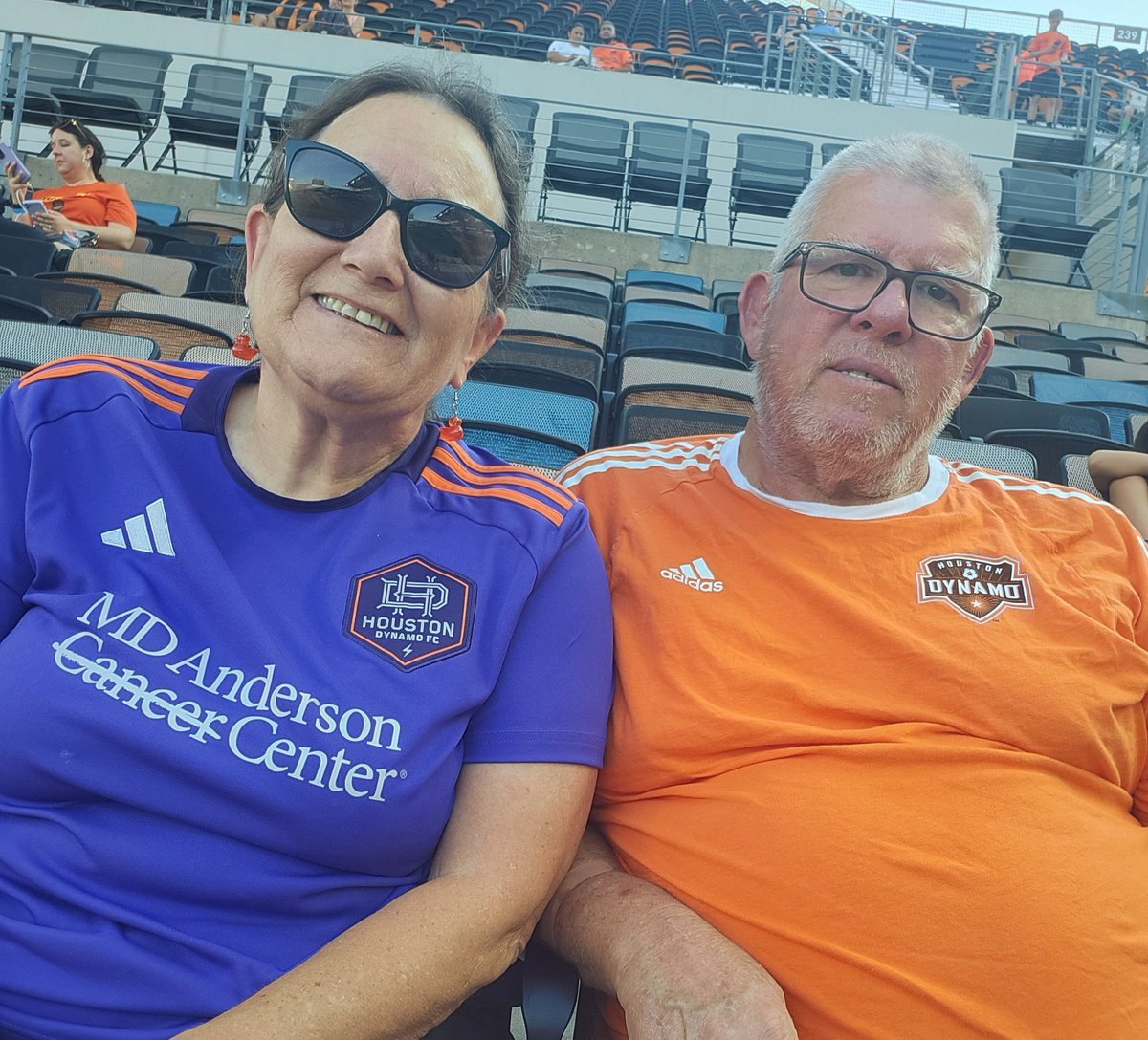 sleining's tweet image. It's @HoustonDynamo game time!! ##ForeverOrange #StillHoldin @ShellEnergyStdm