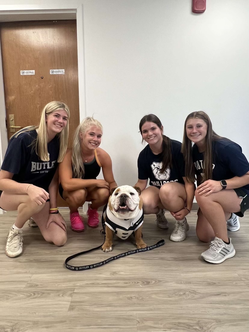 Paige Lillie (@paigel88_2024) on Twitter photo Move in day for #Butler2024softballrecruits had a special visitor!!! <a href="/TheButlerBlue/">Butler Blue IV</a>! <a href="/gwenbaker2024/">Gwen Baker</a> <a href="/AlonaBoydston/">Alona Boydston</a> <a href="/paxtonlaw2024/">Paxton Law</a> <a href="/ButlerSoftball/">Butler Softball</a> Move in day for #Butler2024softballrecruits had a special visitor!!! <a href="/TheButlerBlue/">Butler Blue IV</a>! <a href="/gwenbaker2024/">Gwen Baker</a> <a href="/AlonaBoydston/">Alona Boydston</a> <a href="/paxtonlaw2024/">Paxton Law</a> <a href="/ButlerSoftball/">Butler Softball</a>