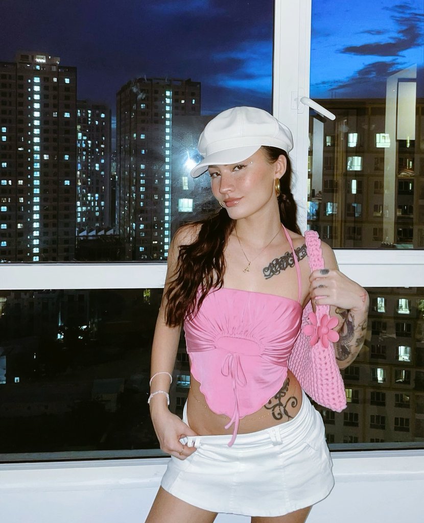 ㅤㅤㅤ ᭥  𓇽     ˚  luau party.
ㅤㅤㅤ     🪼 𖦹      𝗖𝗗𝗨࣪͟𓇻