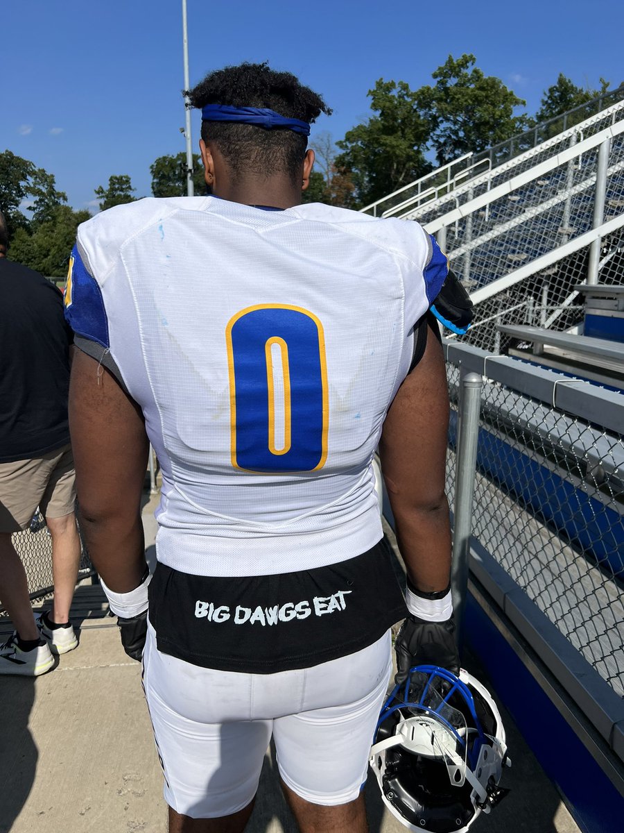 Putting on the Dawg face. 
<a href="/philolson6/">Phil Olson</a>