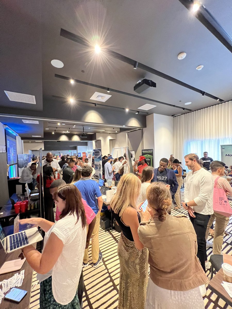 Krysten Brenlla tweet media