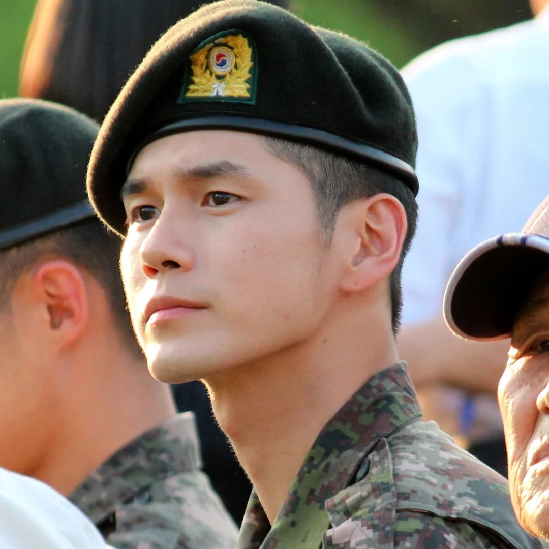 #OngSeongWu's fan club donated 5.2M won (~$3,950) to Habitat for Humanity Korea to celebrate his birthday. 

The donation will support housing projects for the families of Korean independence activists. Currently serving in the military he will be discharged in October.
