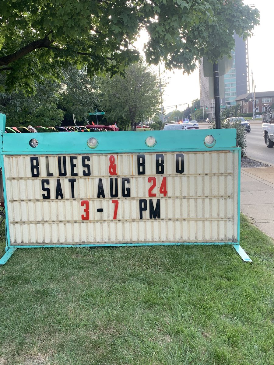 ProfessorMo (Monique Harris) tweet media