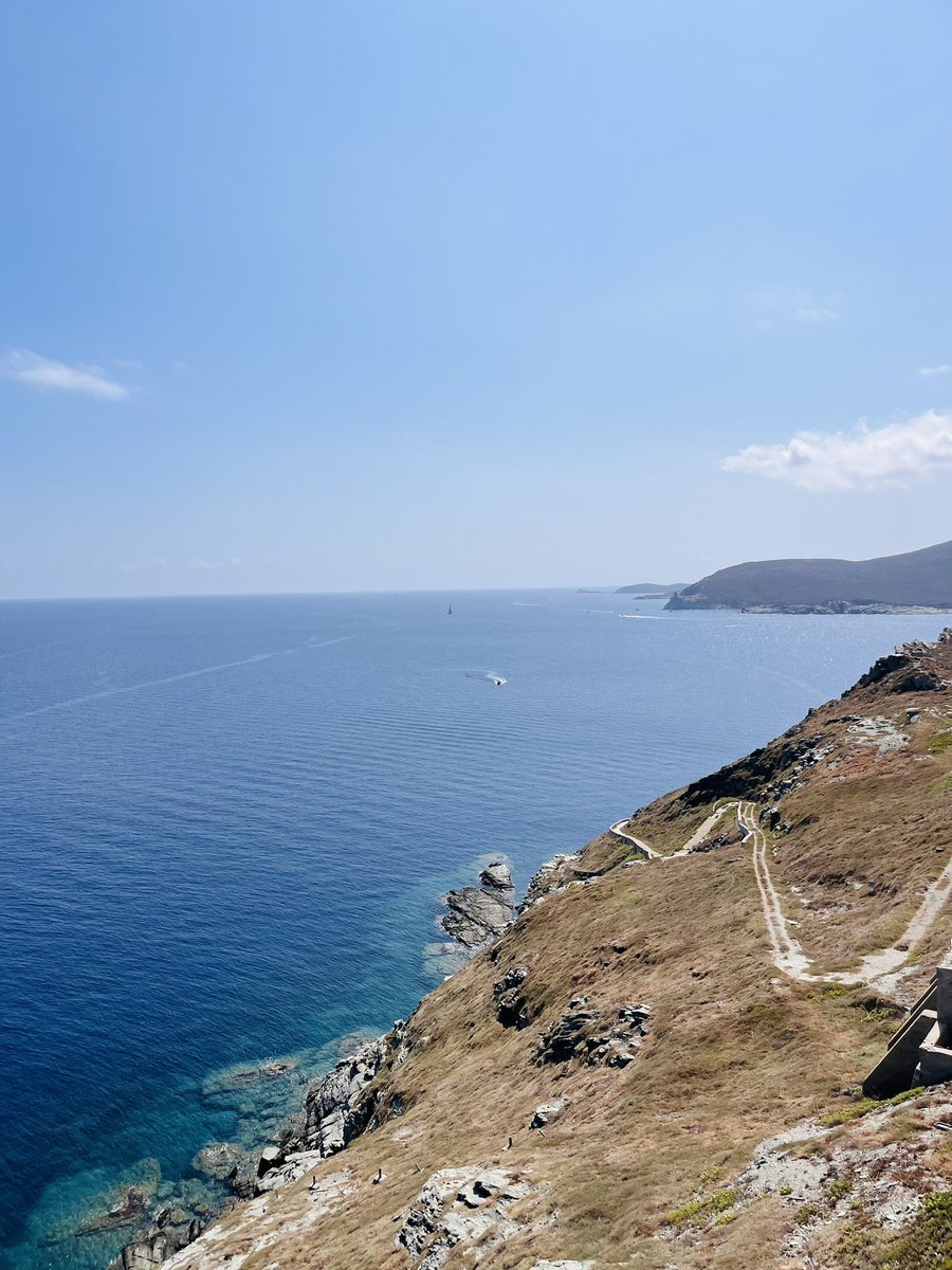 ALSantucci's tweet photo. #Giraglia #Capicorsu https://t.co/4O8zoLQWY7