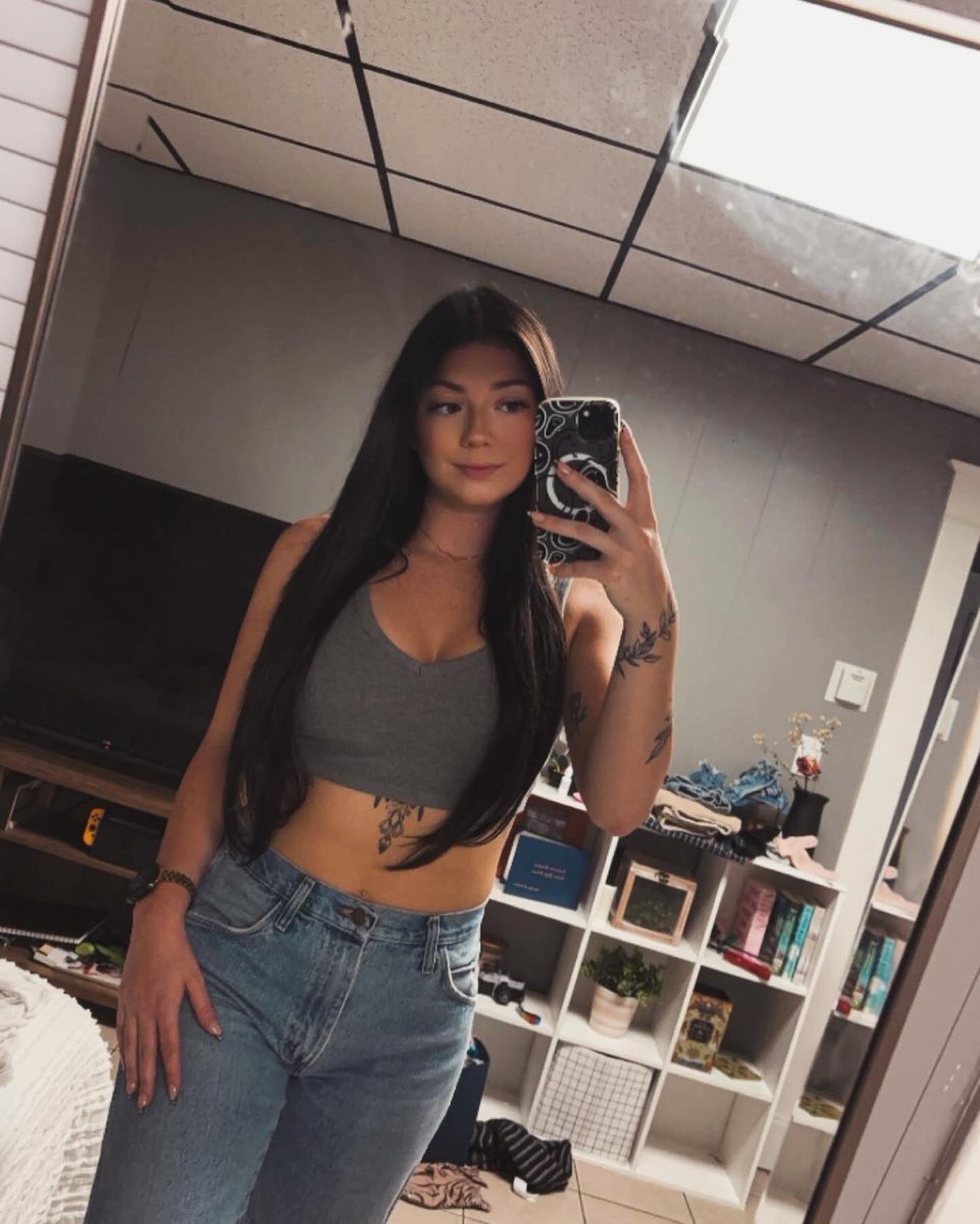 Caityyyrc tweet media