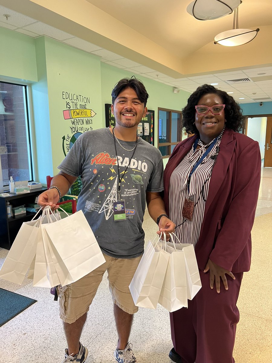 Blanca Campos (@b_campos4) on Twitter photo Our teachers received a special gift from the amazing <a href="/krbe/">104.1 KRBE</a> 💚 thank you for contributing to our A-Rating celebration!🥳 <a href="/ArchelusEdD/">Dr. Archelus</a> <a href="/Luis_A_Saenz/">Luis Sáenz</a> <a href="/Ksiddiqu786/">Kanwal Siddiqui</a> <a href="/PattersonESHISD/">Patterson ES</a> @HisdSouth Our teachers received a special gift from the amazing <a href="/krbe/">104.1 KRBE</a> 💚 thank you for contributing to our A-Rating celebration!🥳 <a href="/ArchelusEdD/">Dr. Archelus</a> <a href="/Luis_A_Saenz/">Luis Sáenz</a> <a href="/Ksiddiqu786/">Kanwal Siddiqui</a> <a href="/PattersonESHISD/">Patterson ES</a> @HisdSouth