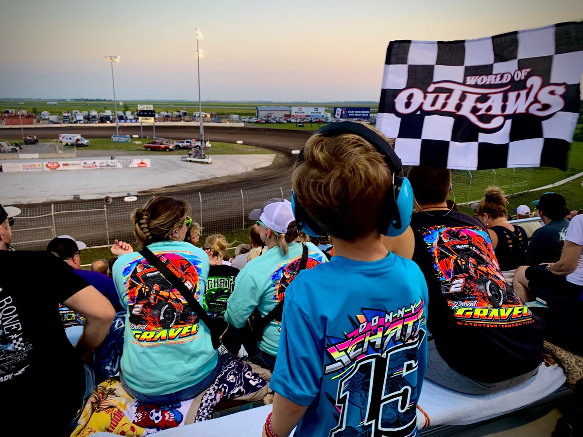 WingedWarrior24's tweet photo. @WorldofOutlaws Living the Outlaw life from a young age! @RiverCitiesND https://t.co/SqsmRbzi9V
