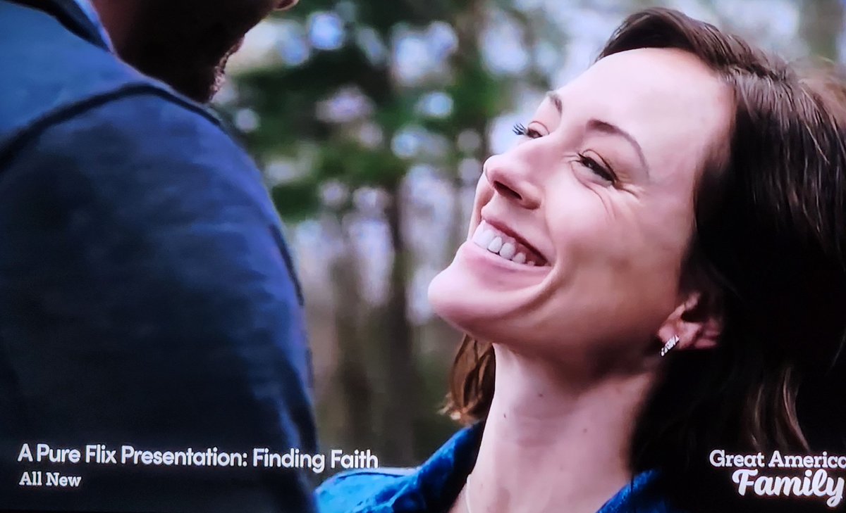 BethP9999's tweet image. They're talking, and both cracked a smile. It's progress! BTW, the cinematography is just stunning in this movie! #FindingFaith #GreatAmericanFamily @_AshleyBratcher @JonStoddard14 @John_Schneider @GAfamilyTV @billabbottHC @GAChatPodcast @jbubbles18