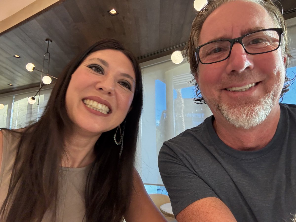 davidbreckling's tweet photo. Date night with the wife https://t.co/oVze1Zzb1n