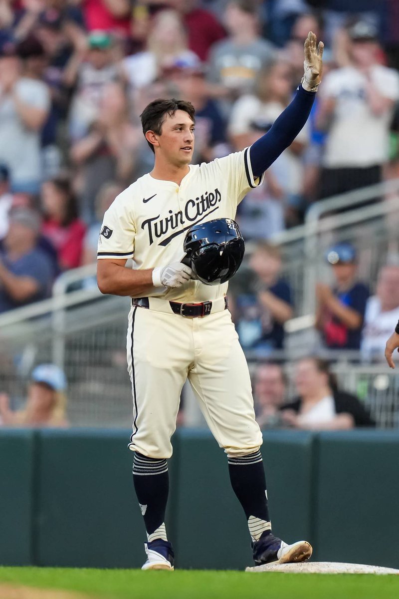thetwinsguy's tweet photo. Brooks Lee hit a homerun for the Saints tonight, and Correa still isn’t all that close to returning.
It’s time for our boy to step into the everyday Shortstop role until late September. Then bring Correa back for the last 10 games of the season and playoffs. #MNTwins #CoachTyler https://t.co/B8OYiGsxKC