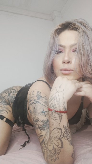 #sexy #latina https://t.co/FggyOXoqHL<a href="/tag/sexy"class="tags">#sexy</a><a href="/tag/latina"class="tags">#latina</a>