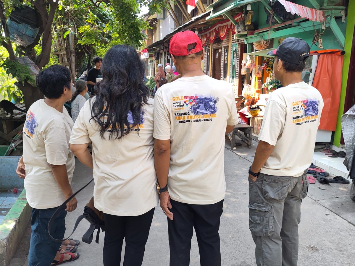 World Habitat (@worldhabitat) on Twitter photo Following a public tour with the kampung residents we are now getting ready to celebrate the ground breaking success with the prime movers driving Housing Rights in Jakarta with <a href="/RujakRCUS/">Rujak Center for Urban Studies</a> <a href="/univ_indonesia/">UniversitasIndonesia</a> @kampung_akuariam <a href="/JRMK_Jakarta/">Jaringan Rakyat Miskin Kota Jakarta</a> <a href="/asf_id/">Architecture Sans Frontières Indonesia</a> <a href="/urbanpoor/">UPC</a> and <a href="/L_Winterburn/">Louise Winterburn</a> Following a public tour with the kampung residents we are now getting ready to celebrate the ground breaking success with the prime movers driving Housing Rights in Jakarta with <a href="/RujakRCUS/">Rujak Center for Urban Studies</a> <a href="/univ_indonesia/">UniversitasIndonesia</a> @kampung_akuariam <a href="/JRMK_Jakarta/">Jaringan Rakyat Miskin Kota Jakarta</a> <a href="/asf_id/">Architecture Sans Frontières Indonesia</a> <a href="/urbanpoor/">UPC</a> and <a href="/L_Winterburn/">Louise Winterburn</a>