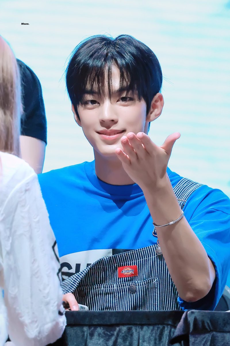 dhmaze0130's tweet photo. 240825 마카오 팬싸

#DOHOON #도훈
#TWS #투어스 https://t.co/sS6b5qICIK
